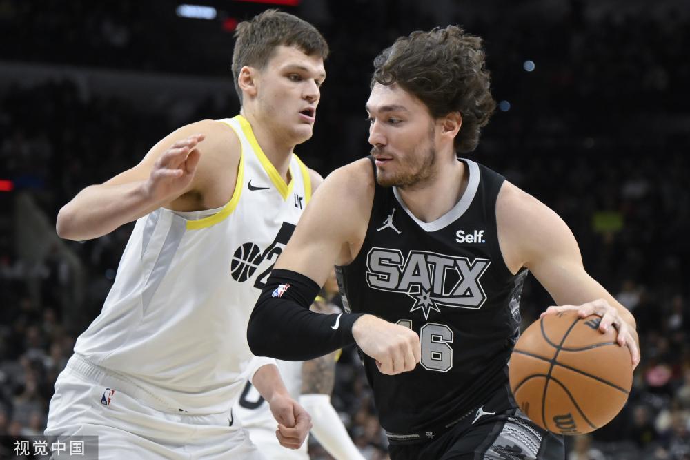 起了足坛的 起了足坛的